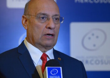 Presidente del Parlamento del MERCOSUR pide a canciller Delcy Rodríguez facilitar el libre desplazamiento de Williams Dávila