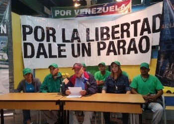 Mendoza en rueda de prensa invitó a tomar mañana las calles.