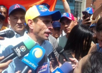 Capriles sostuvo que en Venezuela continúa el “Golpe de Estado”