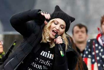 Madonna manifestó su enojo el martes por la noticia de que un estudio de Hollywood planea rodar una biopic no autorizada.