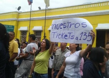 Legisladores no sesionaron este martes,  fueron a la marcha oficialista en Caracas