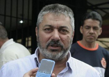 Indican que también hay muchos escombros y se les pueden explotar los cauchos,  lo cual les generaría un gasto de más de 200 mil bolívares