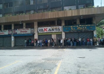 Actividad comercial paralizada en San Antonio por segundo día consecutivo