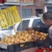 Los vendedores se pueden encontrar por toda la ciudad