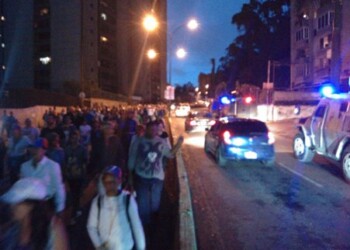 Recorrieron la perimetral hasta las residencias OPS