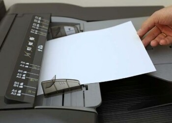  La situación empeora cuando los estudiantes tienen que realizar trabajos de grado a nivel de secundaria o superior
