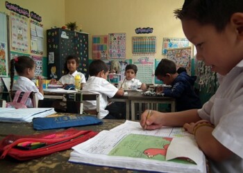 Comunidad educativa está solicitando pintar la edificación, también piden mayor seguridad porque han sido víctimas de hechos delictivos