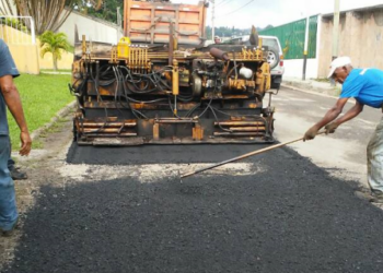 El ingeniero municipal, Giuseppe Buccheri, afirmó que los trabajos se retrasaron debido a la suspensión de producción y distribución de materiales en los Altos Mirandinos
