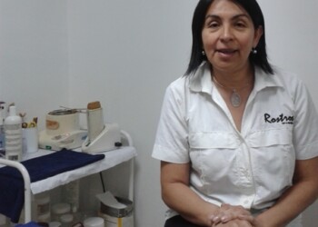 Yalitza Delgado, cosmetóloga sanantoñera desde hace 25 años