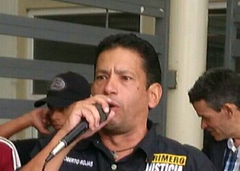 Rojas: “Esos policías actúan bajo la instrucción de un jefe”