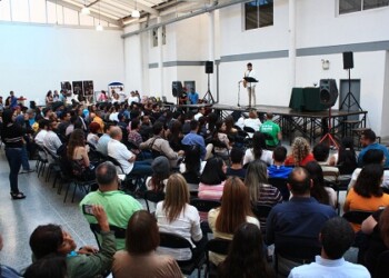 El encuentro juvenil “100 Rostros de Esperanza” se realizó en el Complejo Cultural y Deportivo Los Salias