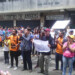 La mañana de ayer manifestantes marcharon hasta la sede de tribunales de Los Teques exigiendo justicia.