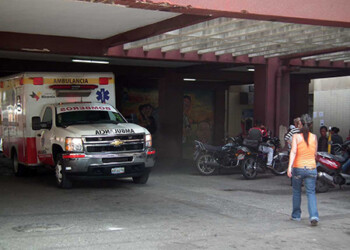 Lira señaló que en los siniestros viales se vieron involucrados 23 vehículos particulares, 10 motos, tres colectivos y un vehículo con carga pesada.