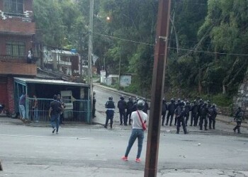 Perdigones y bombas lacrimógenas utilizaron funcionarios de la Policía del estado Miranda