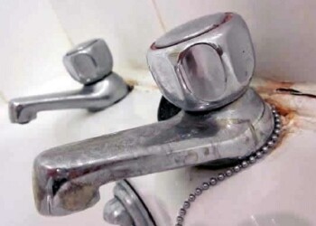 Agua constante hasta las 4:00 am del jueves santo