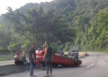 El siniestro generó fuerte retraso vehicular