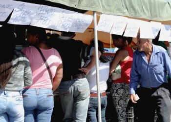 Adquirir queso duro o llanero, uno de los más consumidos en el país, se ha ido convirtiendo en un lujo para los consumidores