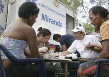 Entre las primeras causas de consultas, destacaron dermatitis, parasitosis, conjuntivitis y síndrome viral.