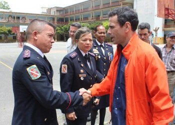 375 “héroes de azul” fueron ascendidos en Los Teques