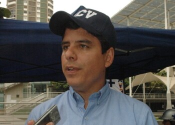 Oscar González, concejal Metropolitano