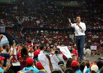 En un acto realizado en el Poliedro de Caracas el abanderado socialista para las elecciones regionales en la entidad señaló la necesidad de cambiar la realidad de que Miranda sea el estado más peligroso de Venezuela.