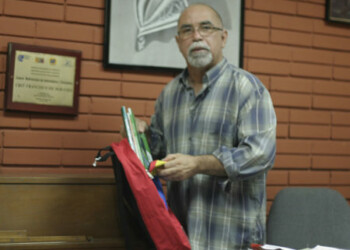 Teodoro Mencias, director del Complejo Educativo Miranda