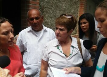 Manuela Bolívar denuncia ante la OPS la falta de medicamentos para combatir la difteria