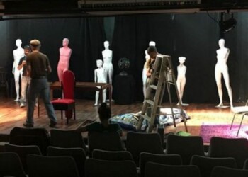 Ahora los altomirandinos cuentan con una sala de teatro.