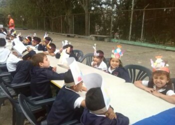 Pequeños disfrutaron de desayuno