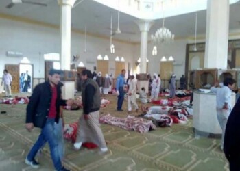 Al menos 270 muertos en el ataque a una mezquita en el Sinaí egipcio