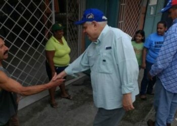 Enrique Mendoza: “El municipio Sucre me duele y no estoy dispuesto a dejarlo perder”