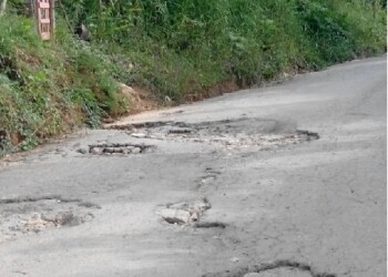 Si termina de colapsar la carretera más de 240 alumnos no podrán ver clases