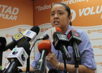 Arellano: los venezolanos prefieren dormir en una acera en Colombia que en una casa en Venezuela