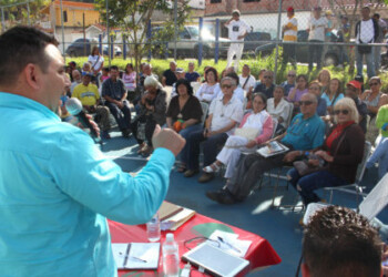 Vecinos de Llano Alto  pidieron a Fraija mejorar servicios públicos