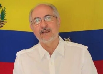 Antonio Ledezma se escapó de Venezuela con destino a España