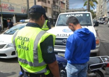 Policía de Miranda frustró robo a transeúnte en Los Teques 