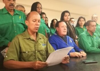 En rueda de prensa copeyanos rechazaron candidatura del ex alcalde de Los Salias, Ovidio Lozada. 