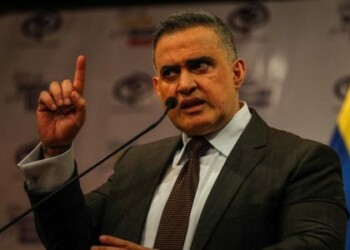 Justicia venezolana procesará por violencia en protestas a gobernador electo