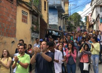 Yon Goicoechea recibe apoyo de Un Nuevo Tiempo para las elecciones municipales