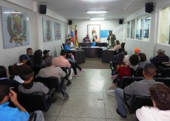 Ajustan salarios de trabajadores del Concejo Municipal de Carrizal
