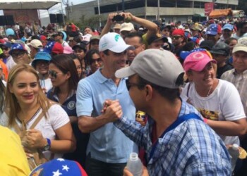 Capriles asistió a la procesión