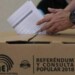 Ecuatorianos aprobaron suprimir la reelección indefinida
