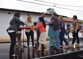 Autoridades mirandinas conmemoran Bicentenario de Cecilio Acosta