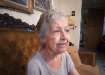 Carmen Quiroba: ''Uno come tres veces al día gracias a Dios, pero no como lo solíamos hacer''.