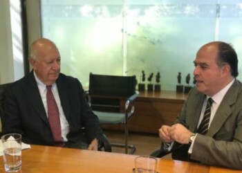 Ex presidente Ricardo Lagos pidió a la región más contundencia en cuanto a crisis humanitaria en Venezuela