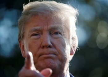Exasesor de Trump defiende "intervención militar" como opción en Venezuela