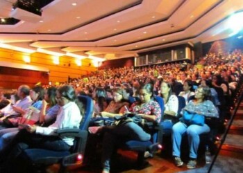 Medio centenar de docentes sanantoñeros participaron en V encuentro de Liderazgo Educativo