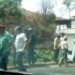 Dos muertos y 17 heridos al caer autobús desde puente en la Panamericana