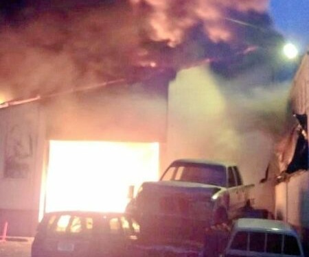 Bomberos batallaron por más de cuatro horas