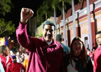 Maduro insta al diálogo en Venezuela